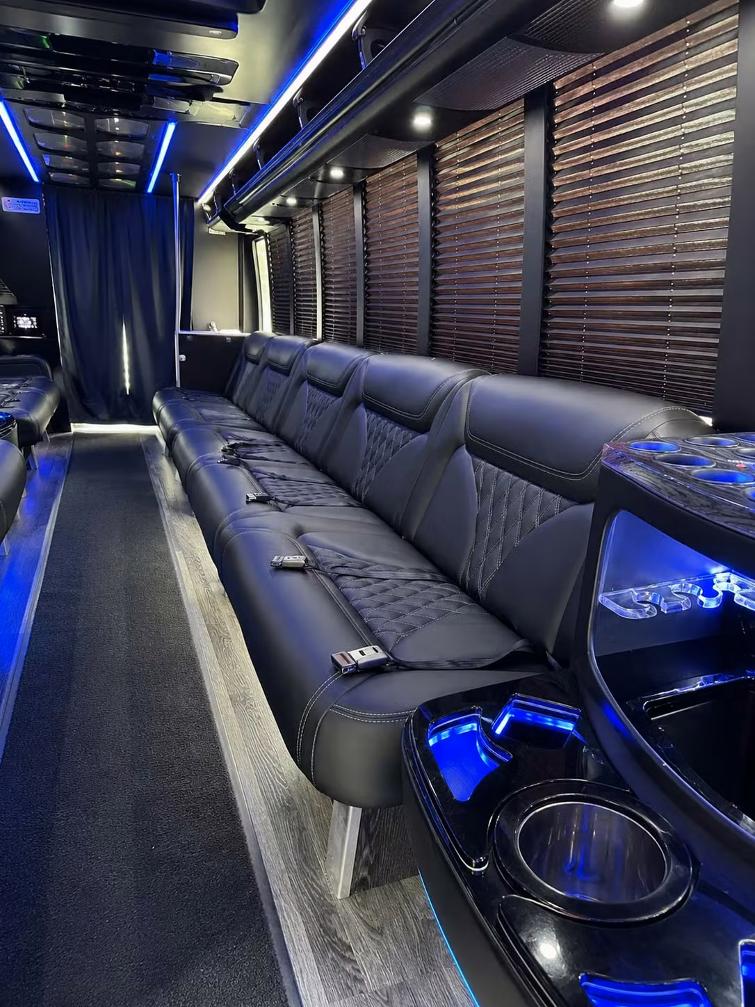 jackson prom transportation